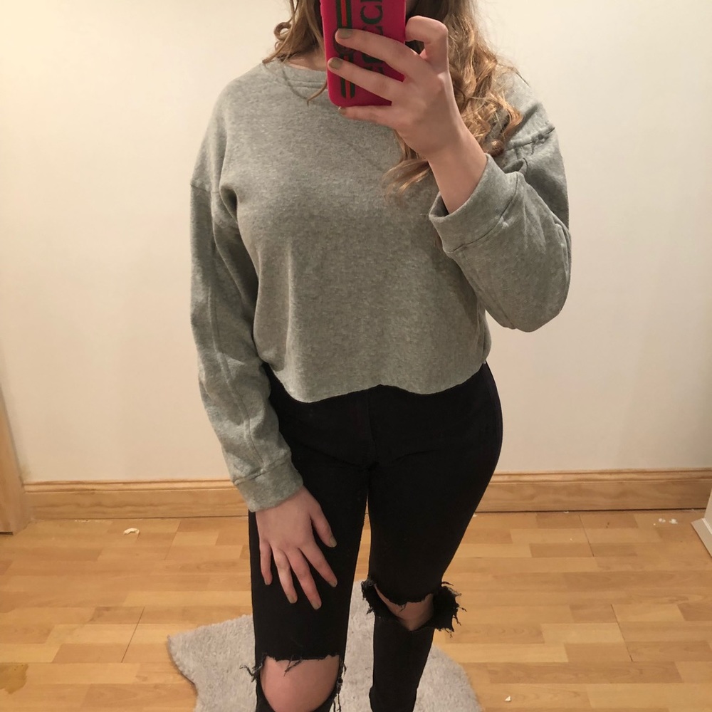 Cropped sweater